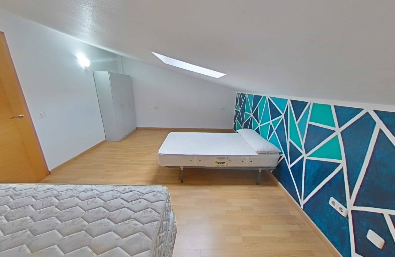 Revente - Duplex - Santiago de la ribera - SANTIAGO DE LA RIBERA