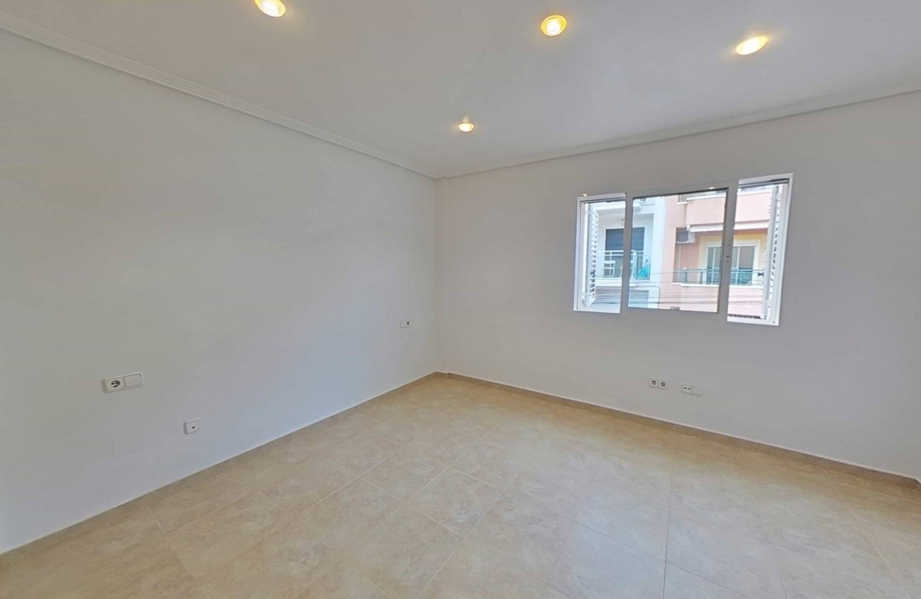 Revente - Duplex - Santiago de la ribera - SANTIAGO DE LA RIBERA