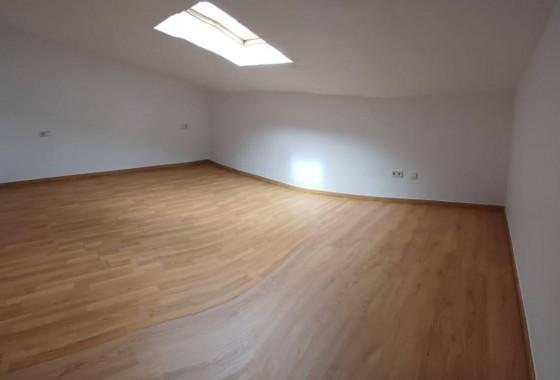 Revente - Duplex - Santiago de la ribera - SANTIAGO DE LA RIBERA