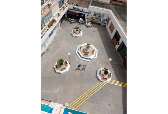 Resale - Apartment / flat - Torrevieja - Playa de los Locos