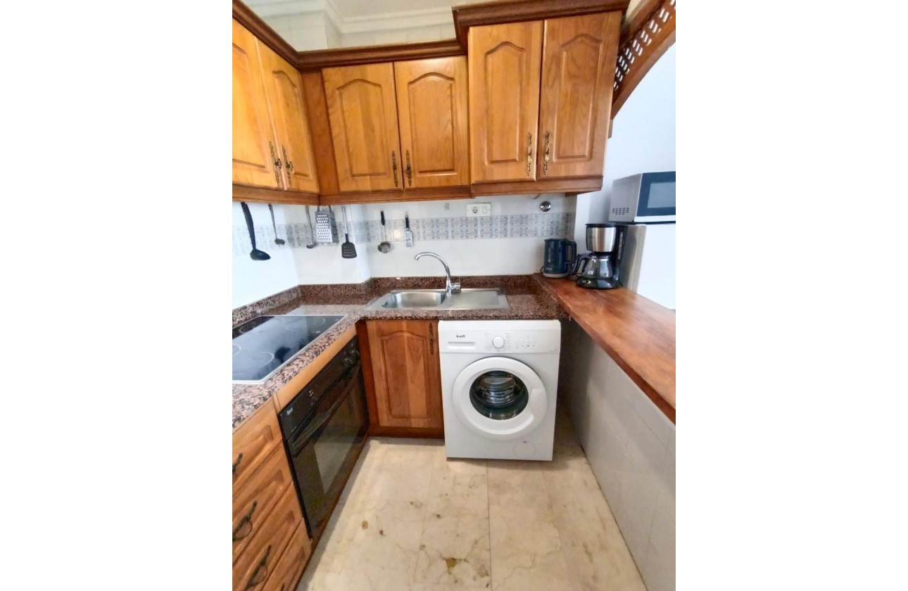Resale - Apartment / flat - Torrevieja - Playa de los Locos