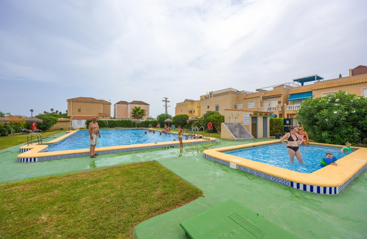 Reventa - Chalet - Torrevieja - El limonar