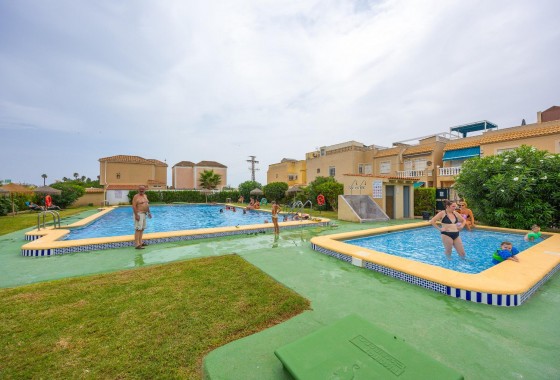 Reventa - Chalet - Torrevieja - El limonar