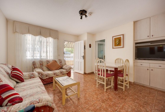 Reventa - Chalet - Torrevieja - El limonar