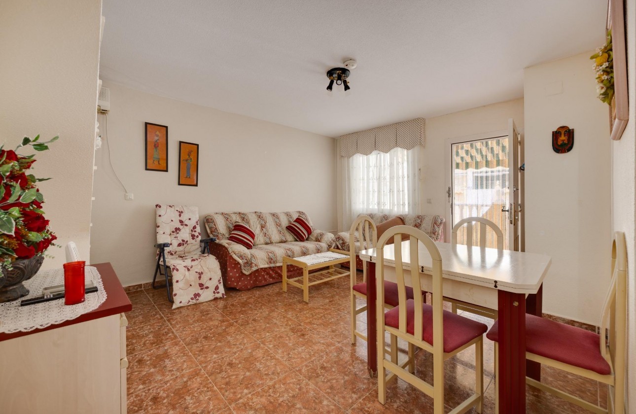 Reventa - Chalet - Torrevieja - El limonar
