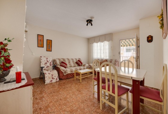 Reventa - Chalet - Torrevieja - El limonar