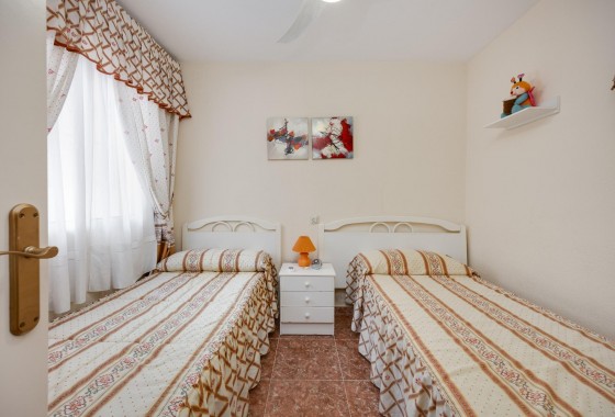 Reventa - Chalet - Torrevieja - El limonar