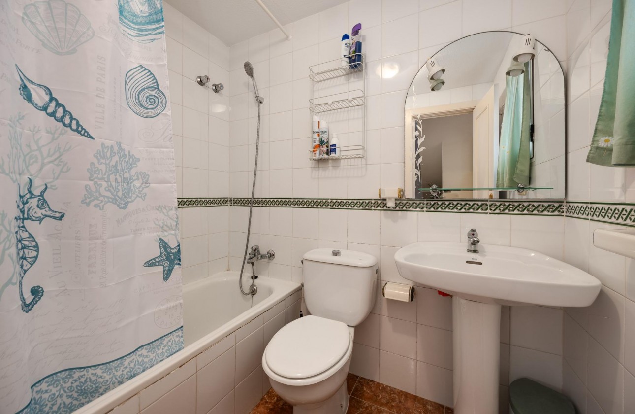 Reventa - Chalet - Torrevieja - El limonar