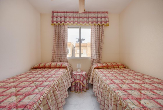 Reventa - Chalet - Torrevieja - El limonar