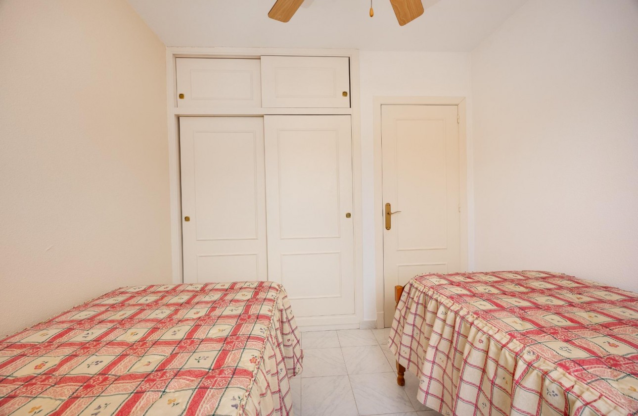Reventa - Chalet - Torrevieja - El limonar
