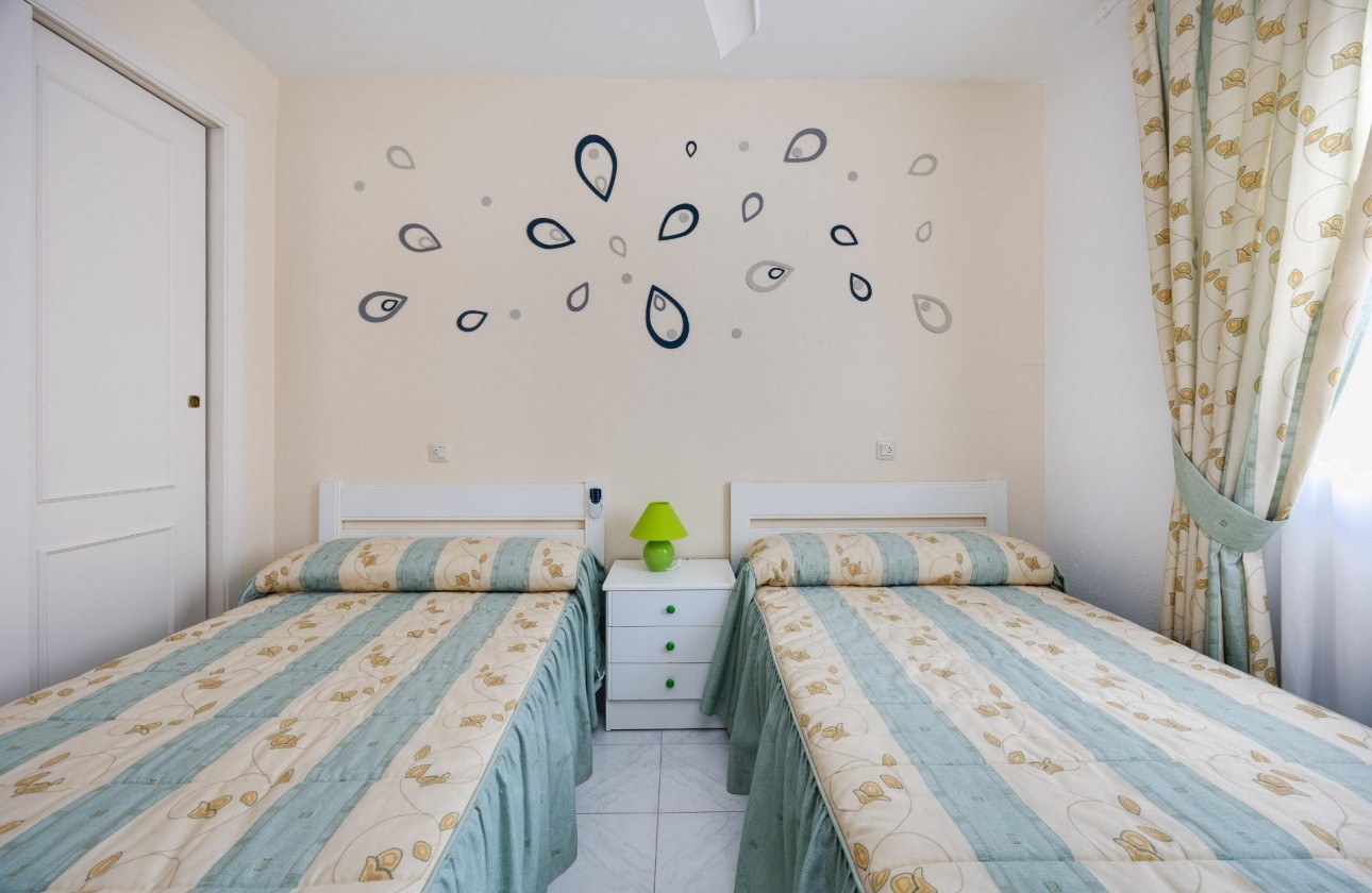 Reventa - Chalet - Torrevieja - El limonar