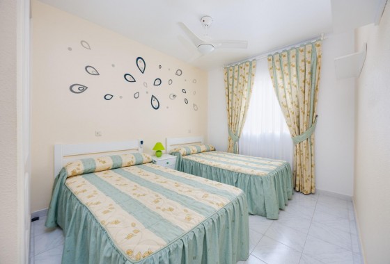 Reventa - Chalet - Torrevieja - El limonar