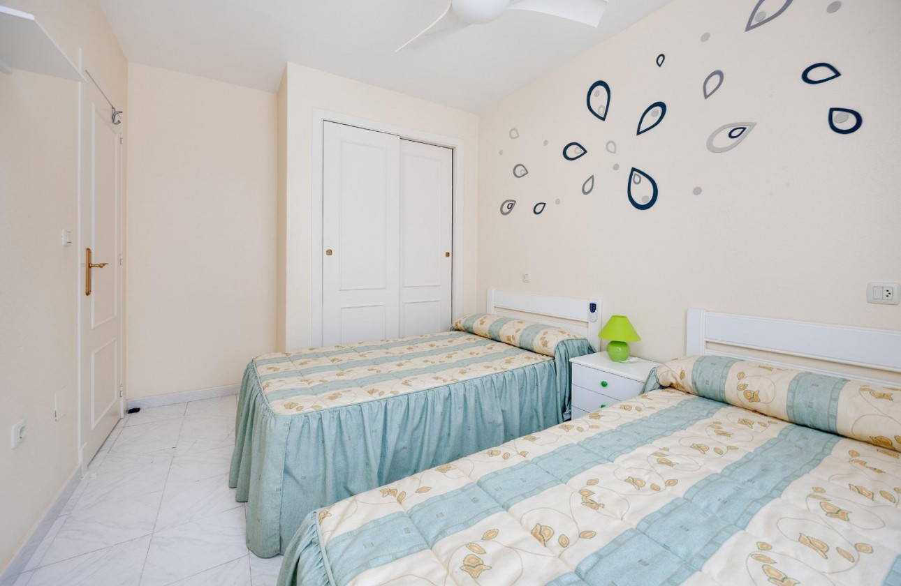 Reventa - Chalet - Torrevieja - El limonar