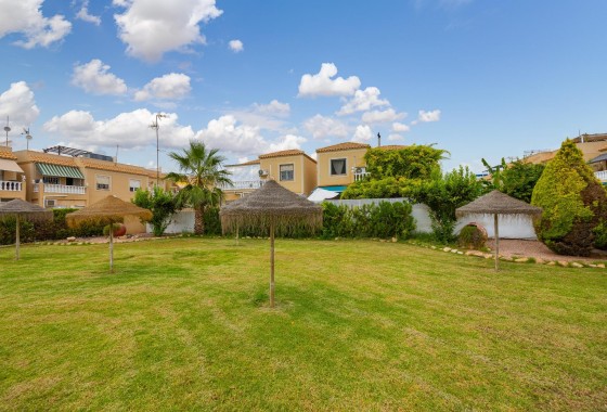 Reventa - Chalet - Torrevieja - El limonar
