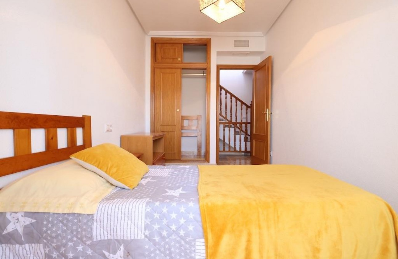 Resale - Duplex - Orihuela Costa - Costa Blanca