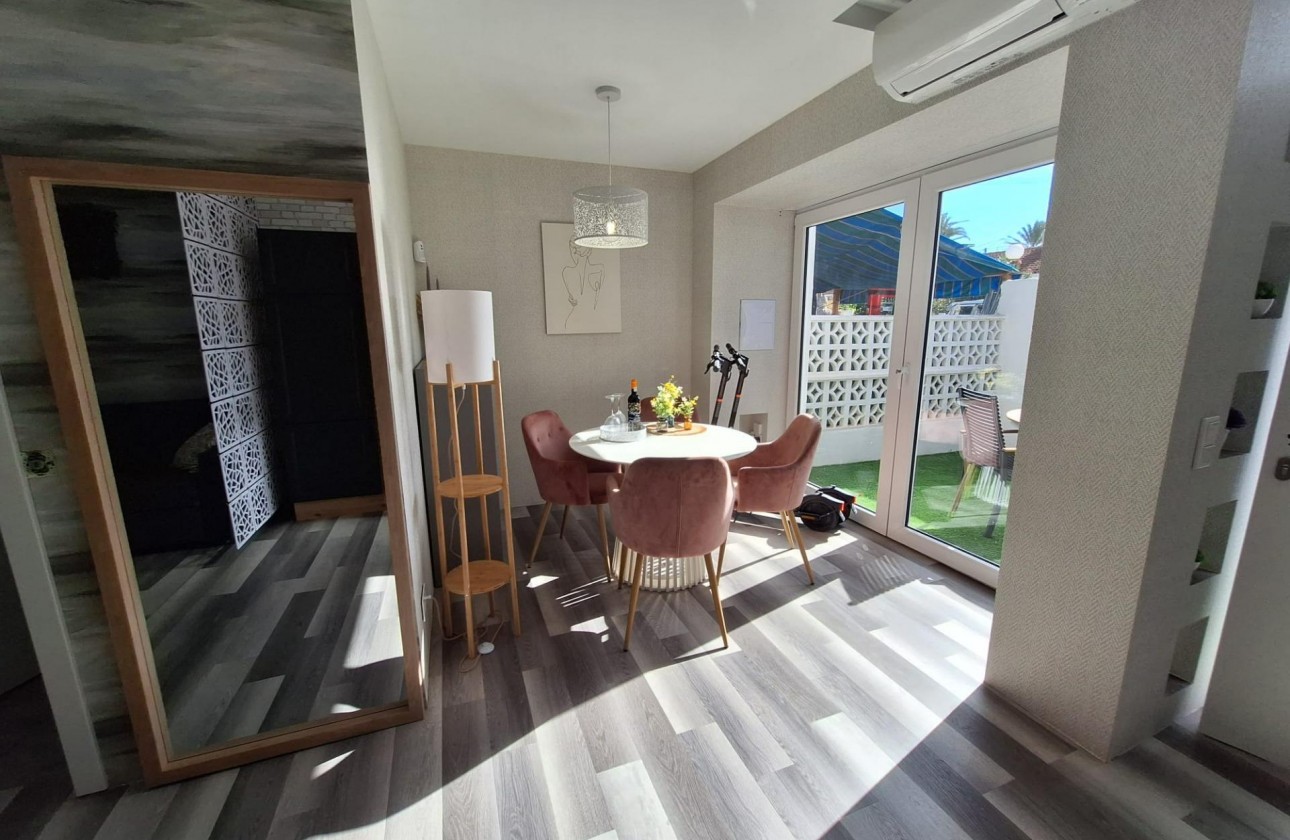 Resale - Apartment / flat - Torrevieja - Torretas