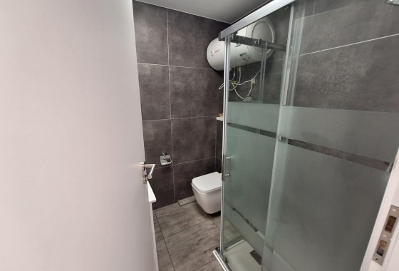 Resale - Apartment / flat - Torrevieja - Torretas