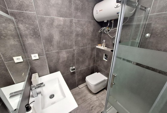 Resale - Apartment / flat - Torrevieja - Torretas