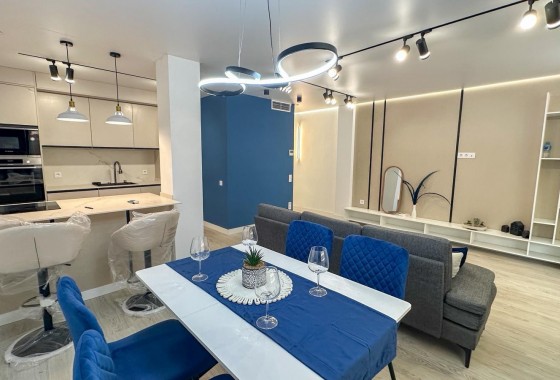 Resale - Apartment / flat - Torrevieja - Costa Blanca