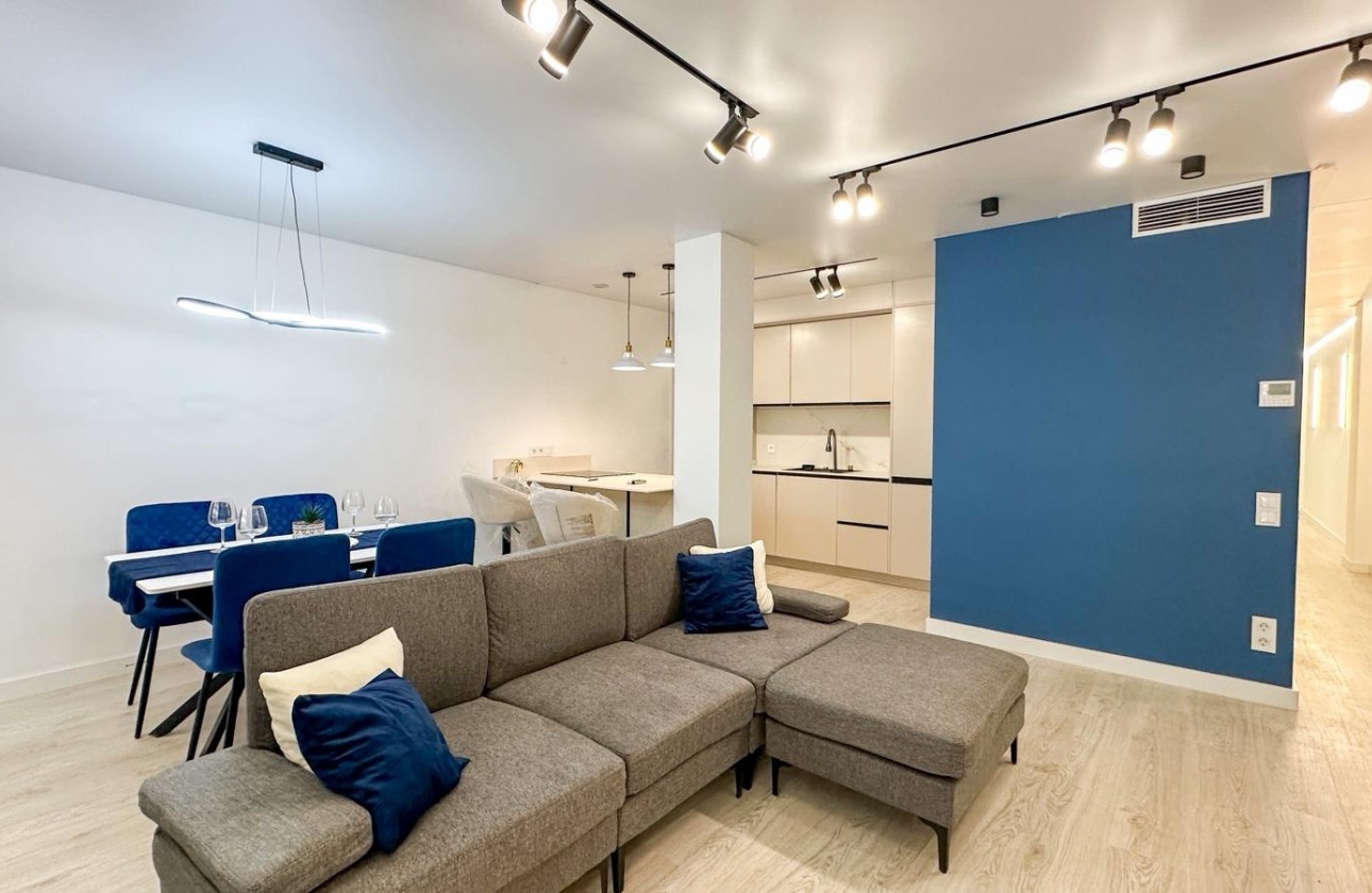 Resale - Apartment / flat - Torrevieja - Costa Blanca