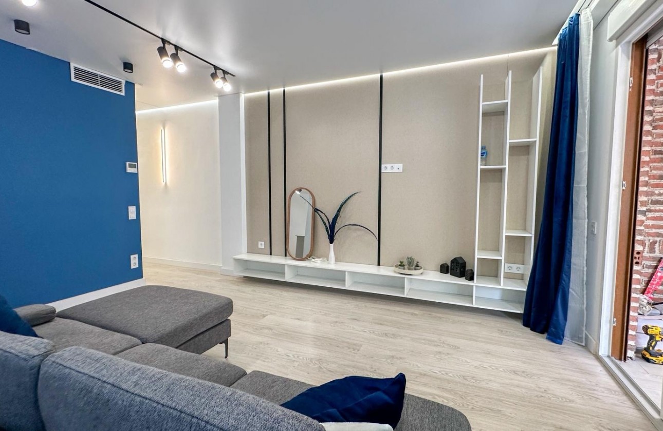 Resale - Apartment / flat - Torrevieja - Costa Blanca