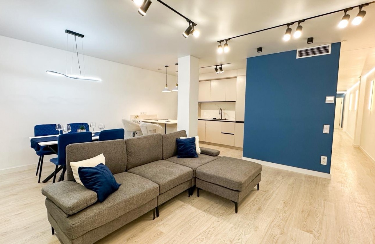 Resale - Apartment / flat - Torrevieja - Costa Blanca