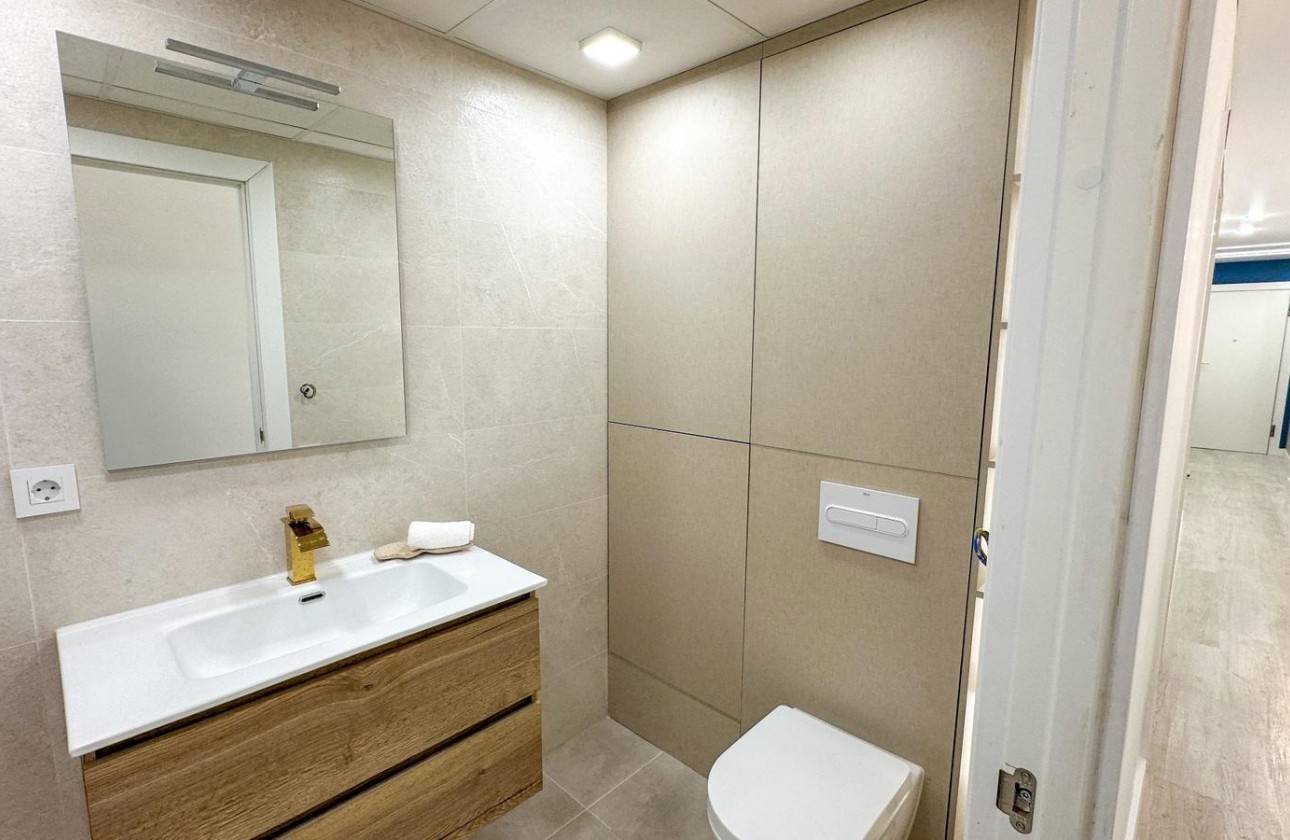 Resale - Apartment / flat - Torrevieja - Costa Blanca