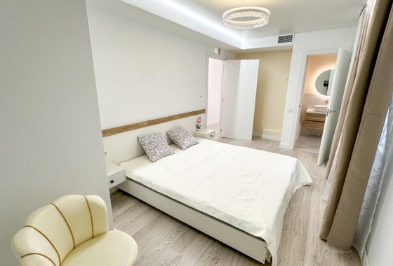 Resale - Apartment / flat - Torrevieja - Costa Blanca