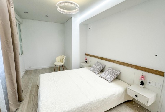 Resale - Apartment / flat - Torrevieja - Costa Blanca