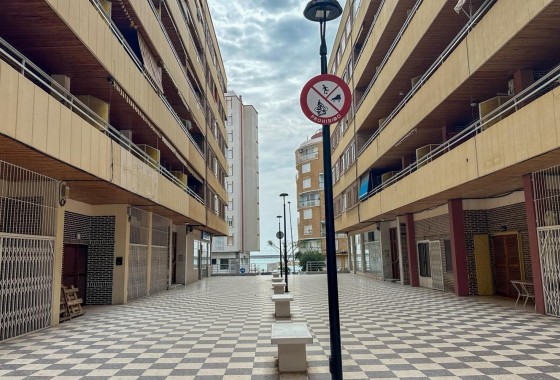 Resale - Apartment / flat - Torrevieja - Costa Blanca