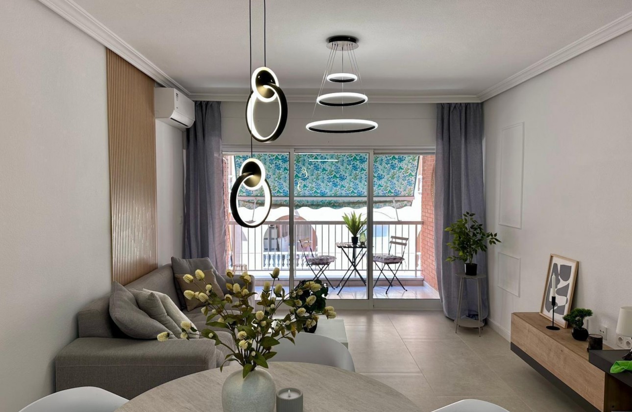 Reventa - Apartamento / piso - Torrevieja - Habaneras