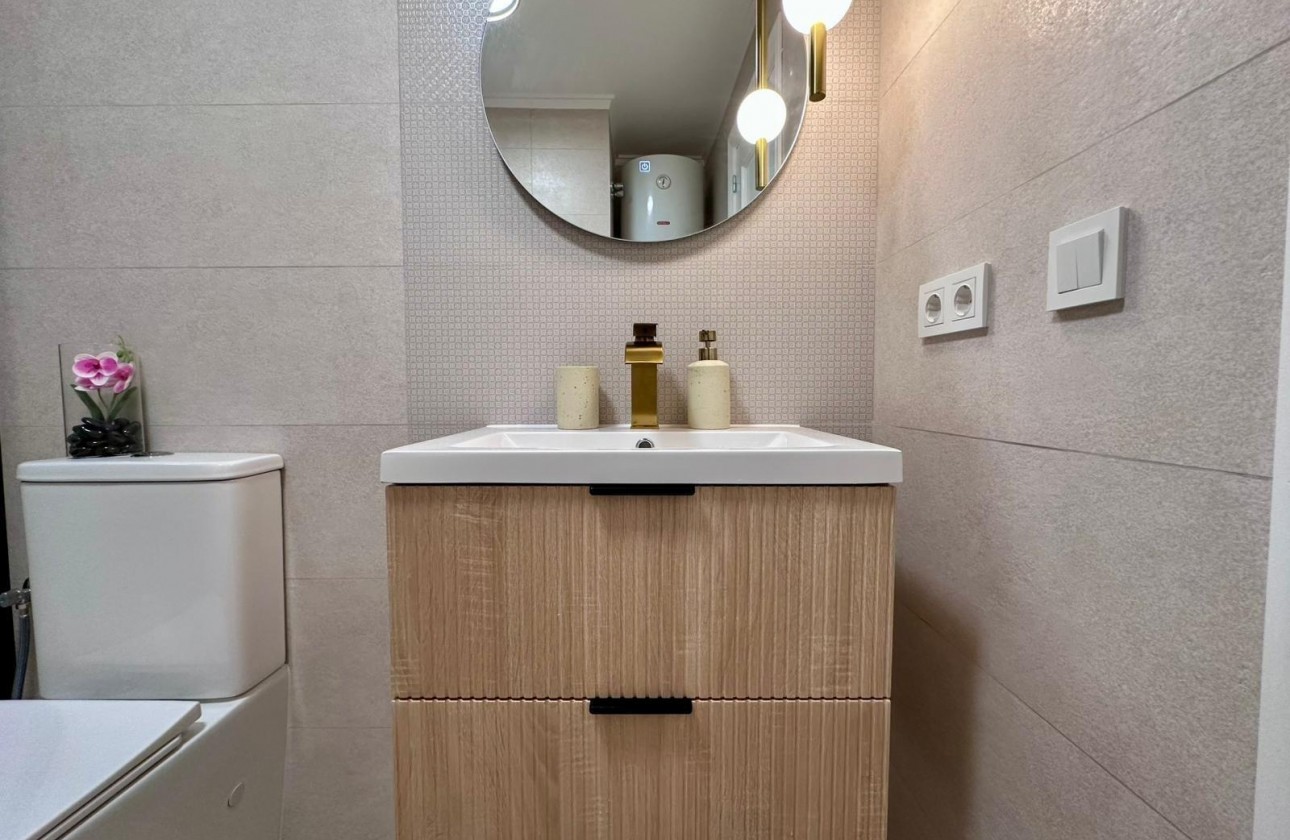 Reventa - Apartamento / piso - Torrevieja - Habaneras