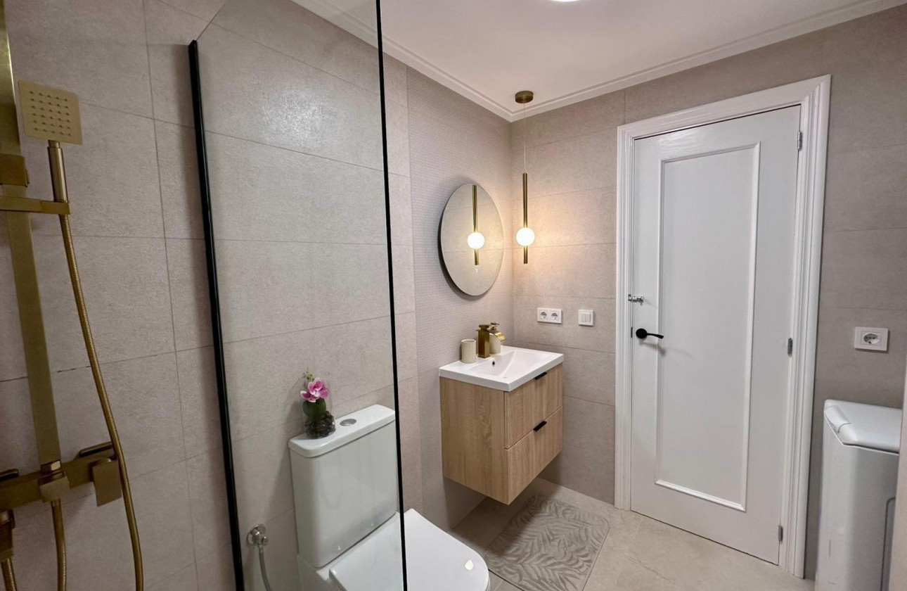 Reventa - Apartamento / piso - Torrevieja - Habaneras