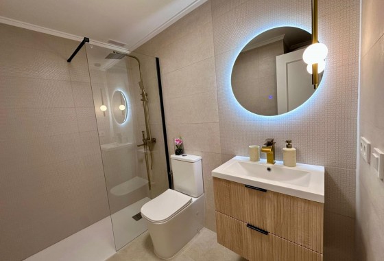 Reventa - Apartamento / piso - Torrevieja - Habaneras