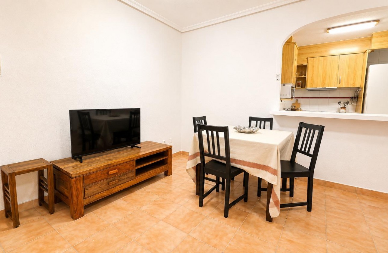 Resale - Apartment / flat - Torrevieja - Playa del Cura