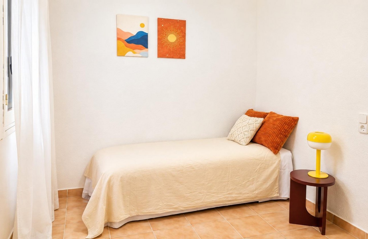 Resale - Apartment / flat - Torrevieja - Playa del Cura