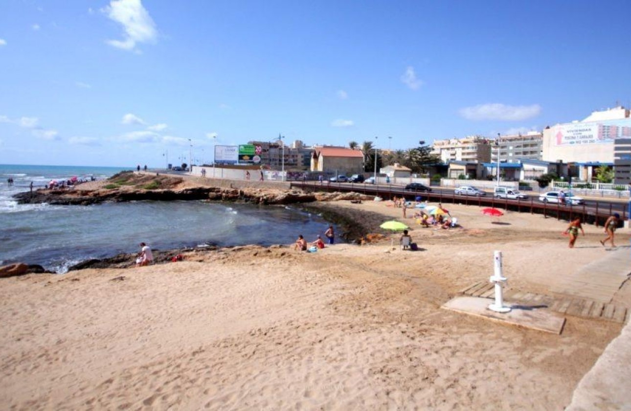 Resale - Apartment / flat - Torrevieja - Playa del Cura