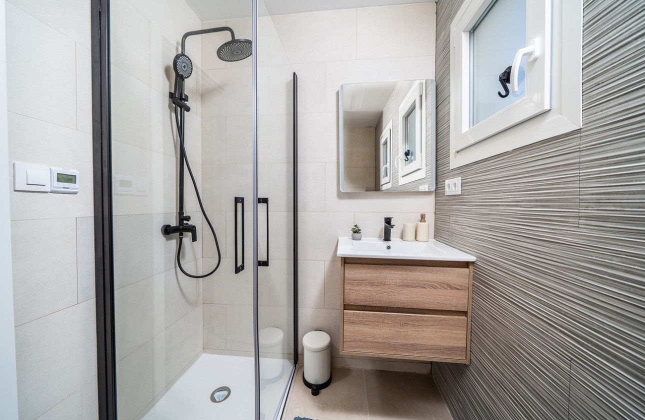 Resale - Apartment / flat - El Chaparral - Costa Blanca