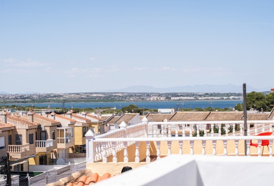 Resale - Apartment / flat - El Chaparral - Costa Blanca