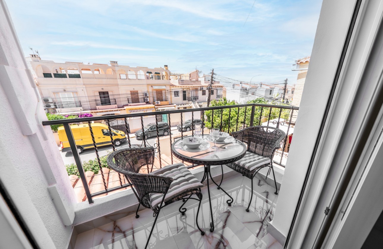 Resale - Apartment / flat - El Chaparral - Costa Blanca