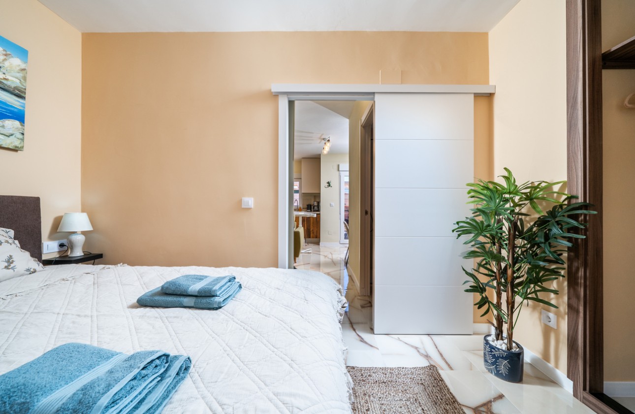 Resale - Apartment / flat - El Chaparral - Costa Blanca