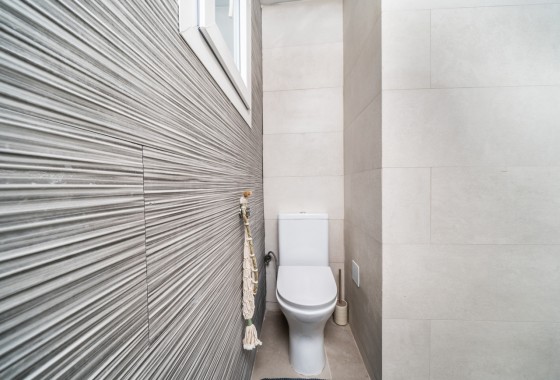 Resale - Apartment / flat - El Chaparral - Costa Blanca