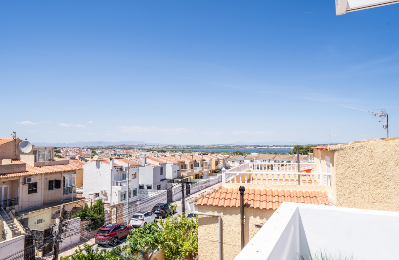 Resale - Apartment / flat - El Chaparral - Costa Blanca