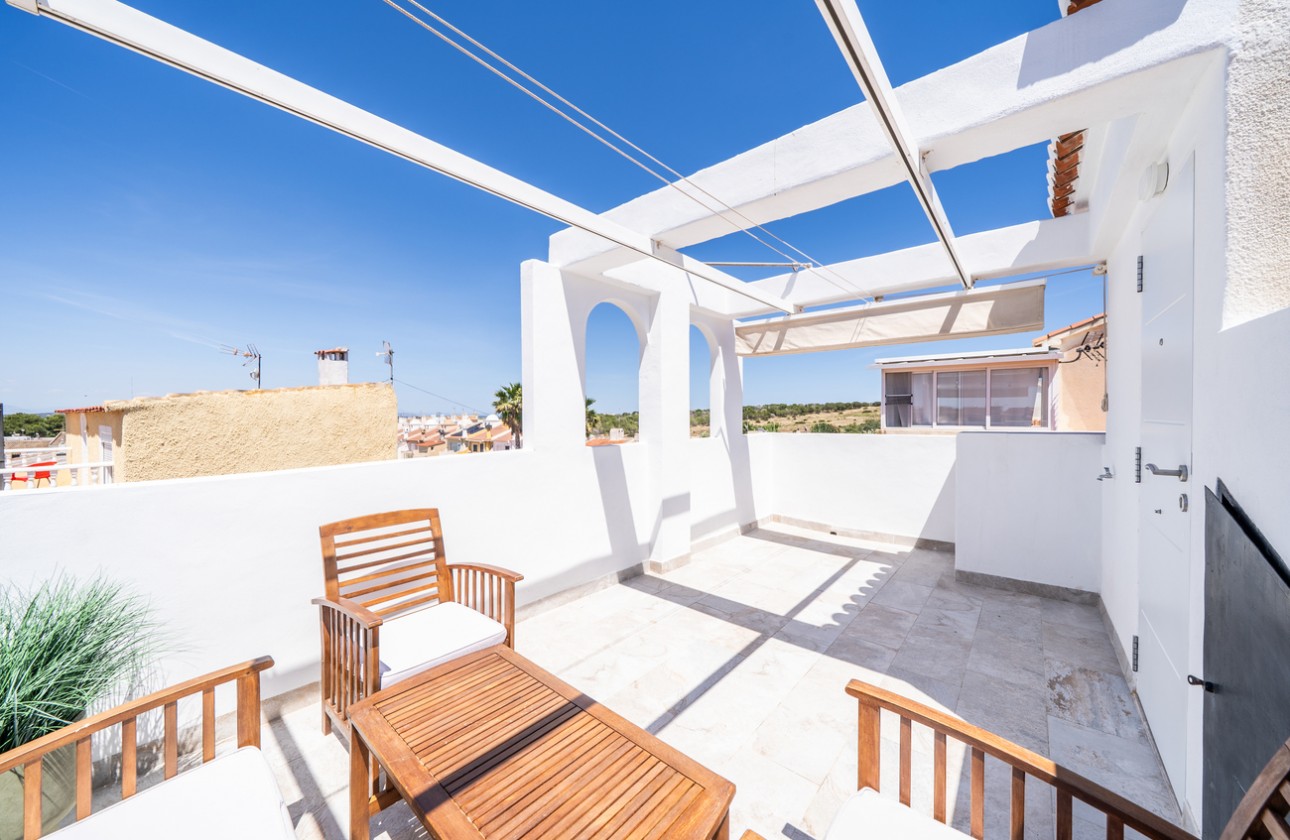 Resale - Apartment / flat - El Chaparral - Costa Blanca