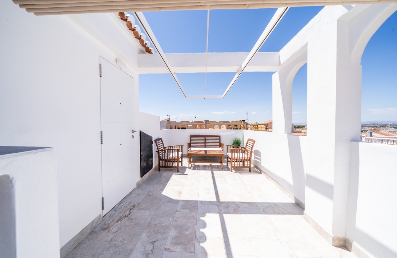 Resale - Apartment / flat - El Chaparral - Costa Blanca