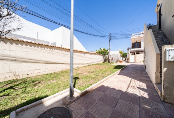 Resale - Apartment / flat - El Chaparral - Costa Blanca