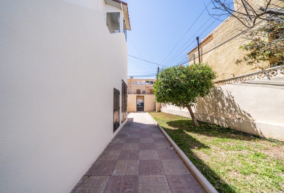 Resale - Apartment / flat - El Chaparral - Costa Blanca