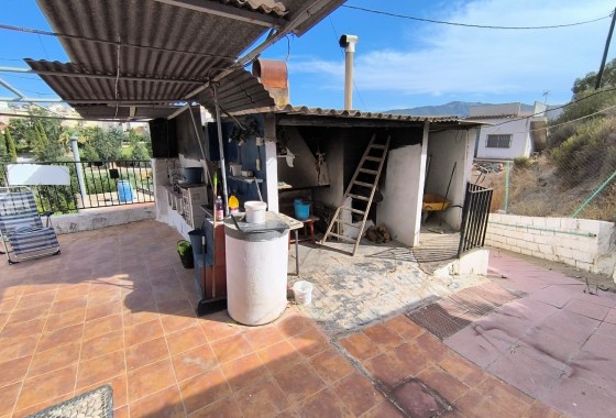 Revente - Property - Abaran - Inland