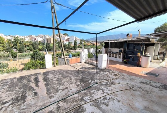 Revente - Property - Abaran - Inland