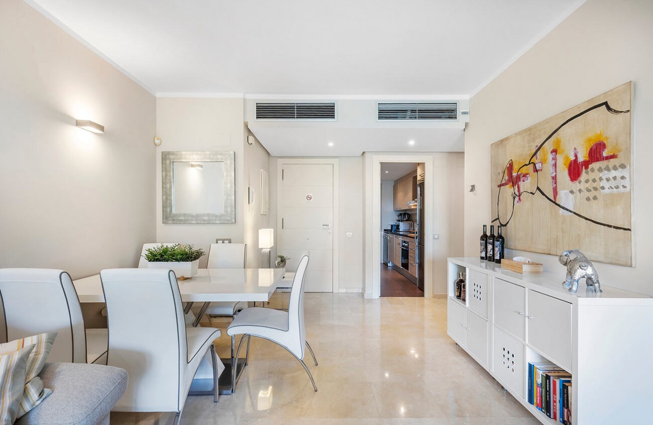 Resale - Apartment / flat - Orihuela - Las Colinas